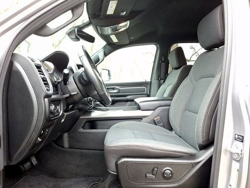 Used 2022 RAM 1500 Big Horn AWD/4WD image 13