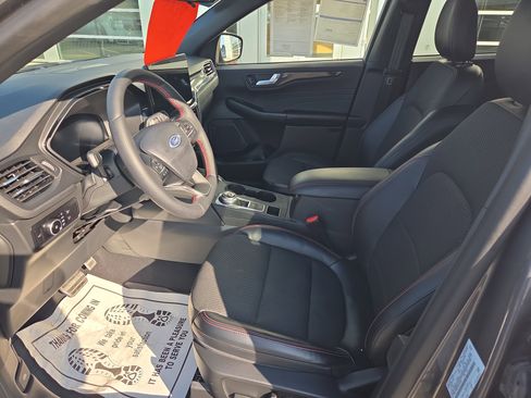 Used 2023 Ford Escape ST-Line Select w/ Tech Pack #2 image 12