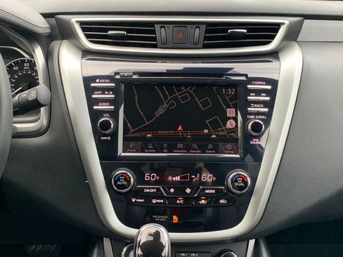 Used 2021 Nissan Murano SL w/ SL Moonroof Package FWD image 16