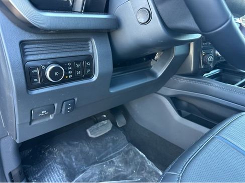 New 2026 Ford F250 Platinum w/ Tremor Off-Road Package image 36