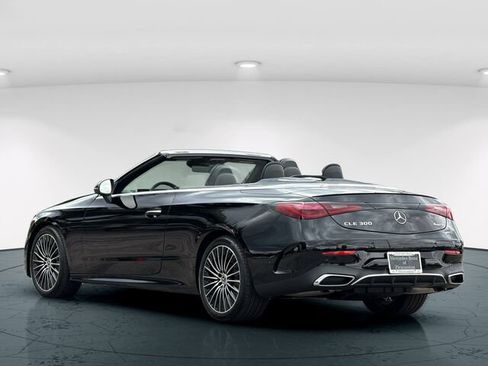 Used 2026 Mercedes-Benz CLE 300 4MATIC Cabriolet image 5