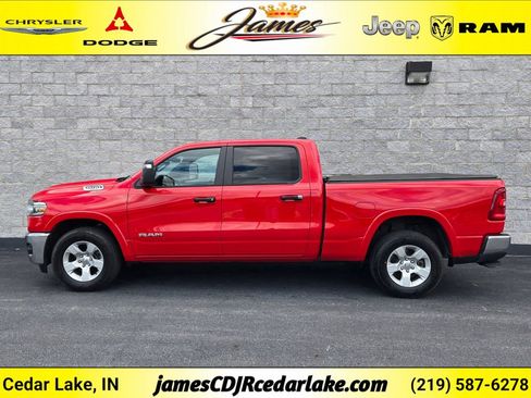 Used 2025 RAM 1500 Big Horn AWD/4WD image 2
