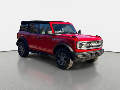 Used 2024 Ford Bronco Big Bend image 3