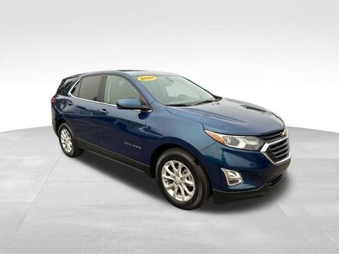 Used 2021 Chevrolet Equinox LT FWD image 3