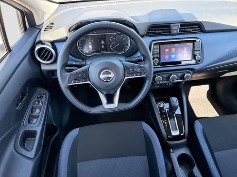 Used 2025 Nissan Versa SV image 20