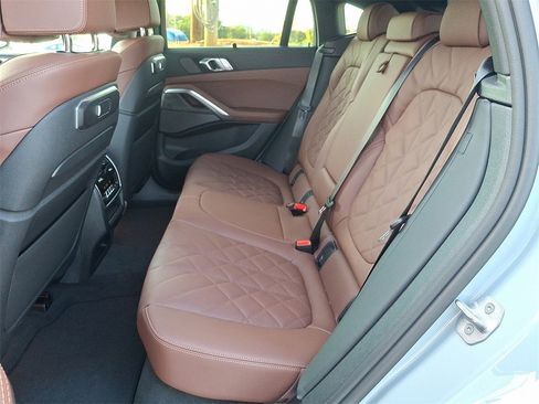 New 2026 BMW X6 xDrive40i w/ Executive Package image 9