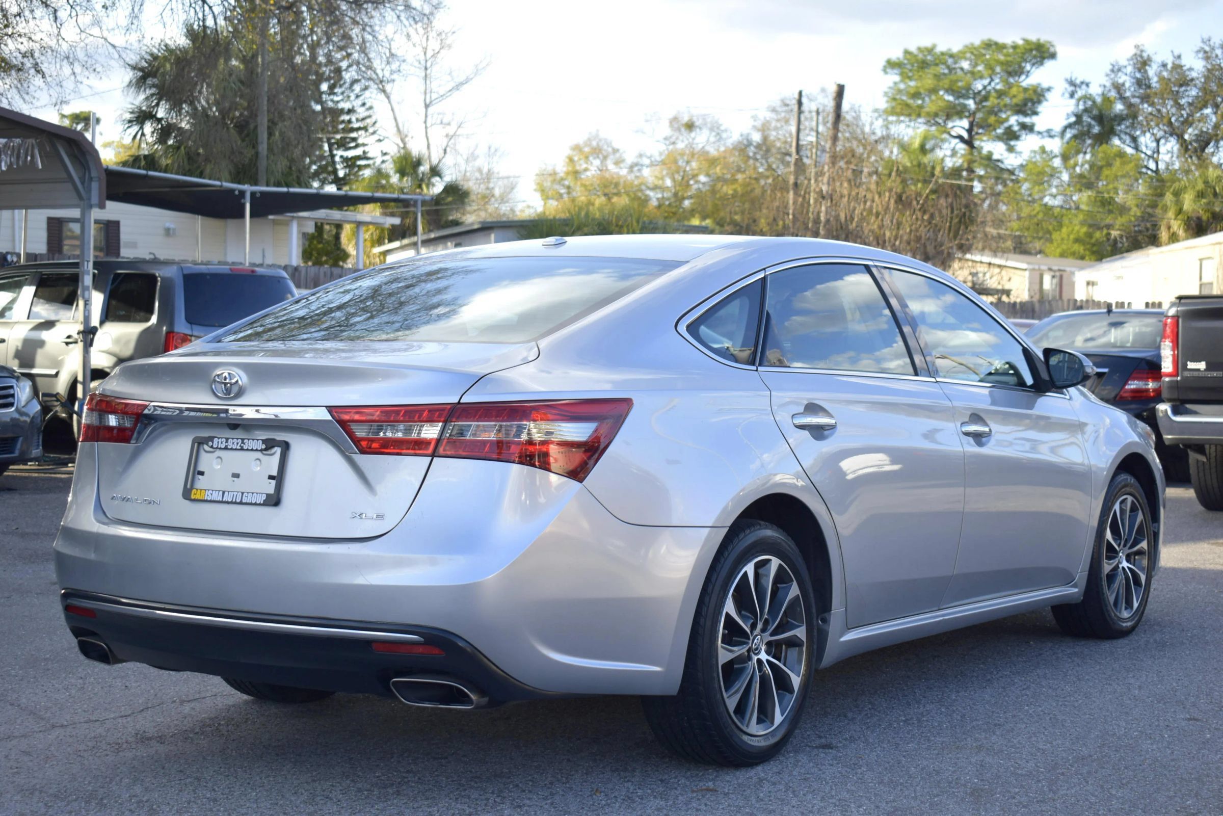 Used 2018 Toyota Avalon XLE FWD image 8