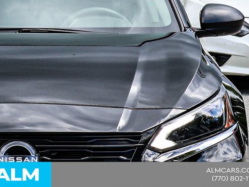 Used 2024 Nissan Altima 2.5 S FWD image 14