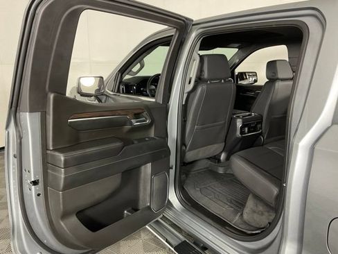 Used 2024 GMC Sierra 1500 SLT w/ SLT Premium Plus Package AWD/4WD image 35