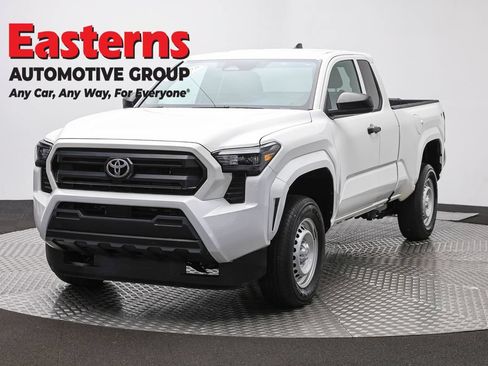 Used 2024 Toyota Tacoma SR RWD image 1