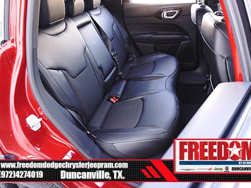 New 2026 Jeep Compass Latitude image 16