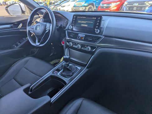 Used 2019 Honda Accord Sport image 12