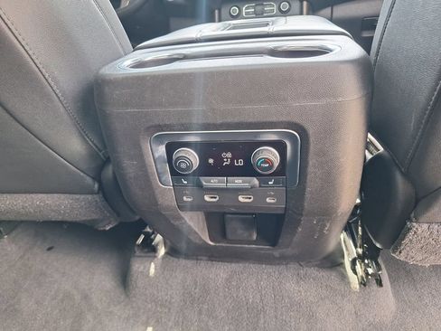 Used 2021 Chevrolet Tahoe High Country RWD image 34