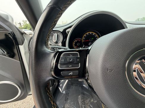 Used 2017 Volkswagen Beetle 1.8T Dune FWD image 17