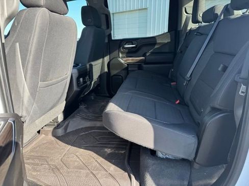 Used 2019 Chevrolet Silverado 1500 LT Trail Boss AWD/4WD image 12