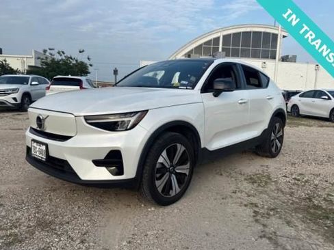 Used 2023 Volvo C40 Recharge Core AWD/4WD image 1