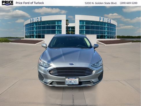 Certified 2020 Ford Fusion SE FWD image 2
