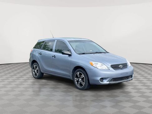 Used 2006 Toyota Matrix AWD image 2