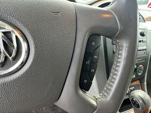 Used 2008 Buick Enclave CX w/ Driver Confidence Package image 29