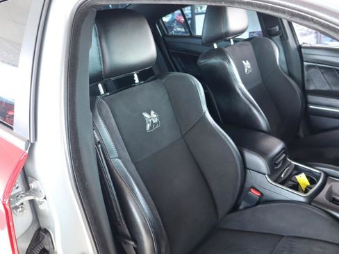Used 2019 Dodge Charger Scat Pack w/ Dynamics Package RWD image 40