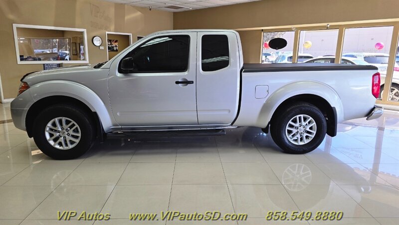 Used 2018 Nissan Frontier SV RWD image 6