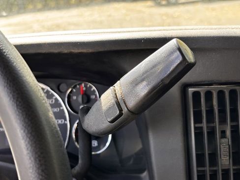 Used 2015 GMC Savana 2500 Extended image 8