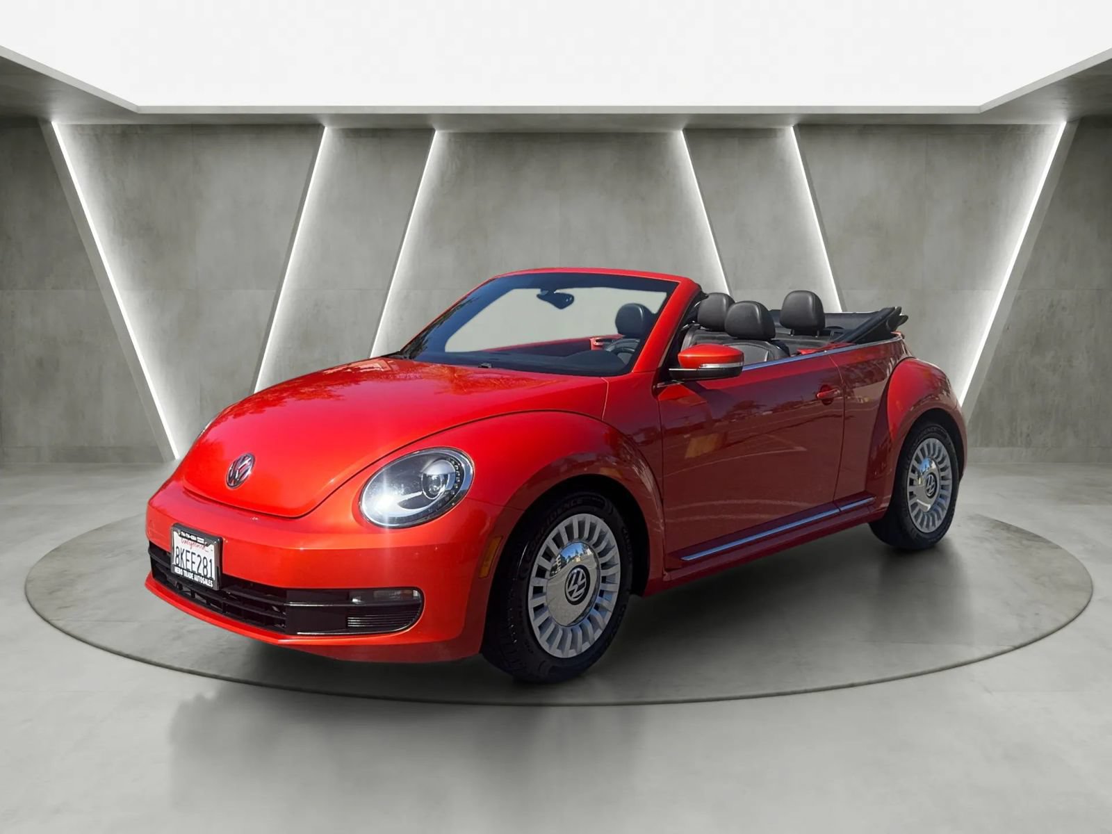 Used 2016 Volkswagen Beetle 1.8T SEL FWD image 17