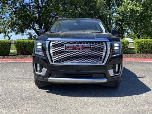 Used 2022 GMC Yukon Denali w/ Max Trailering Package AWD/4WD image 12
