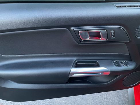 Used 2021 Ford Mustang GT w/ Equipment Group 301A image 12