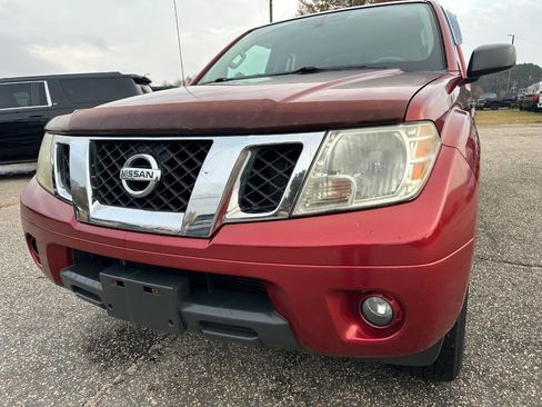 Used 2016 Nissan Frontier SV w/ SV Value Truck Package image 5