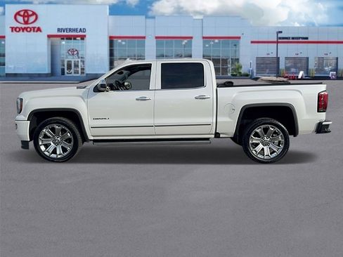Used 2018 GMC Sierra 1500 Denali w/ Denali Ultimate Package image 3