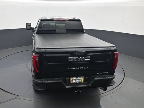 Used 2024 GMC Sierra 2500 Denali Ultimate AWD/4WD image 18