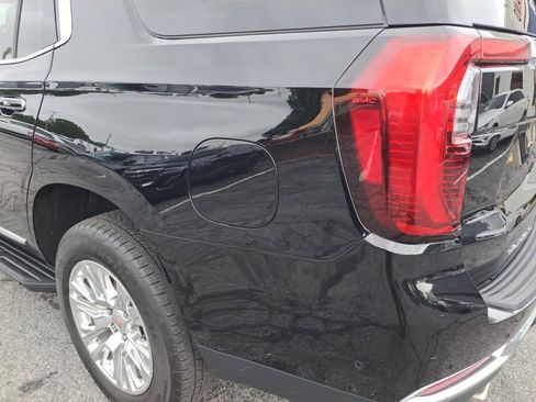 Used 2025 GMC Yukon Denali AWD/4WD image 18