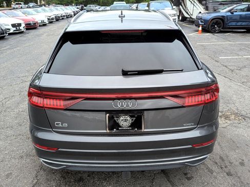 Used 2019 Audi Q8 Premium image 9