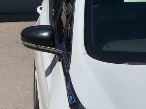 Used 2020 Chevrolet Bolt LT FWD image 24