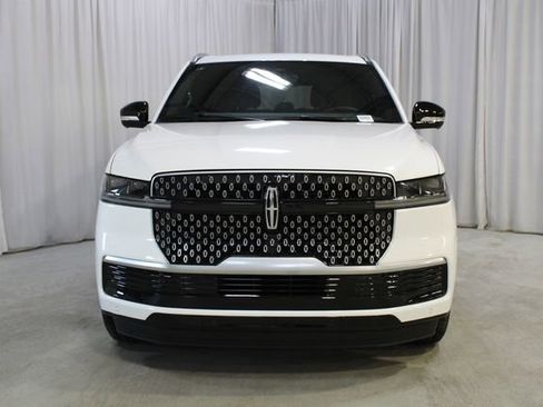 New 2026 Lincoln Navigator Reserve AWD/4WD image 66