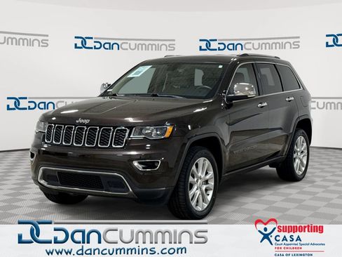 Used 2017 Jeep Grand Cherokee Limited AWD/4WD image 1