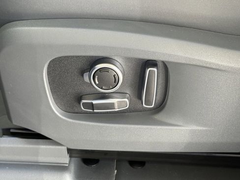 New 2025 Land Rover Defender 130 V8 image 14