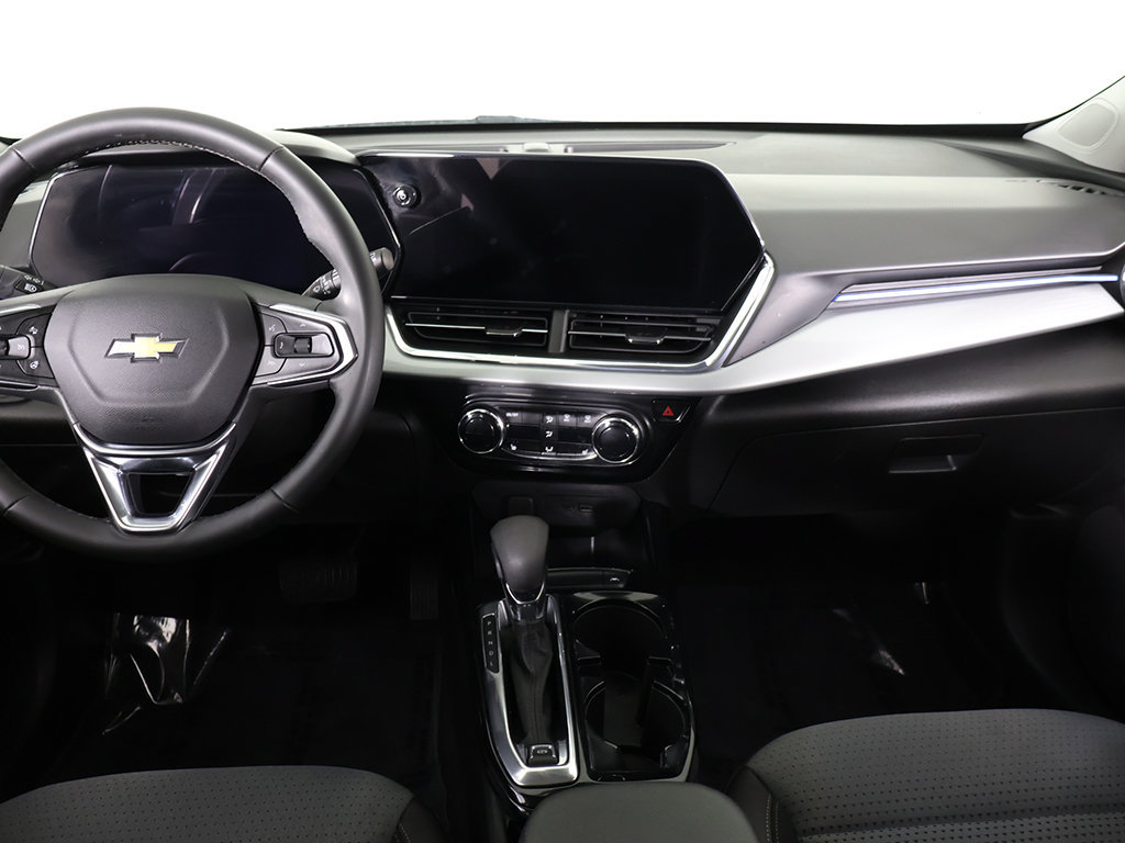 Used 2026 Chevrolet Trax LT w/ Driver Confidence Package FWD image 34