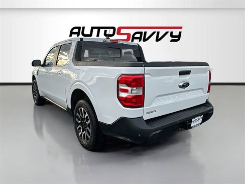 Used 2024 Ford Maverick Lariat image 5