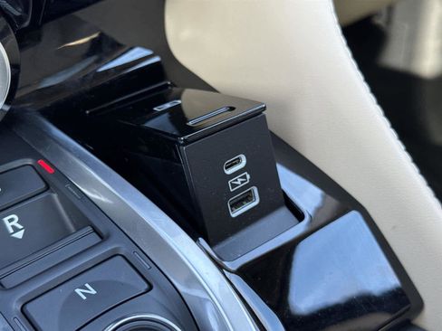 Certified 2023 Acura MDX w/Advance Package image 28