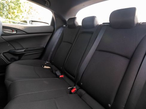 Used 2019 Honda Civic EX image 32