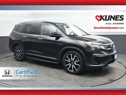 Used 2020 Honda Pilot Touring image 1
