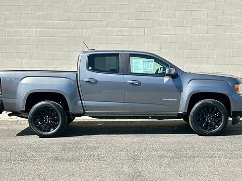 Used 2022 GMC Canyon Elevation image 3