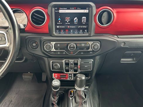 Used 2022 Jeep Gladiator Rubicon w/ LED Lighting Group AWD/4WD image 19