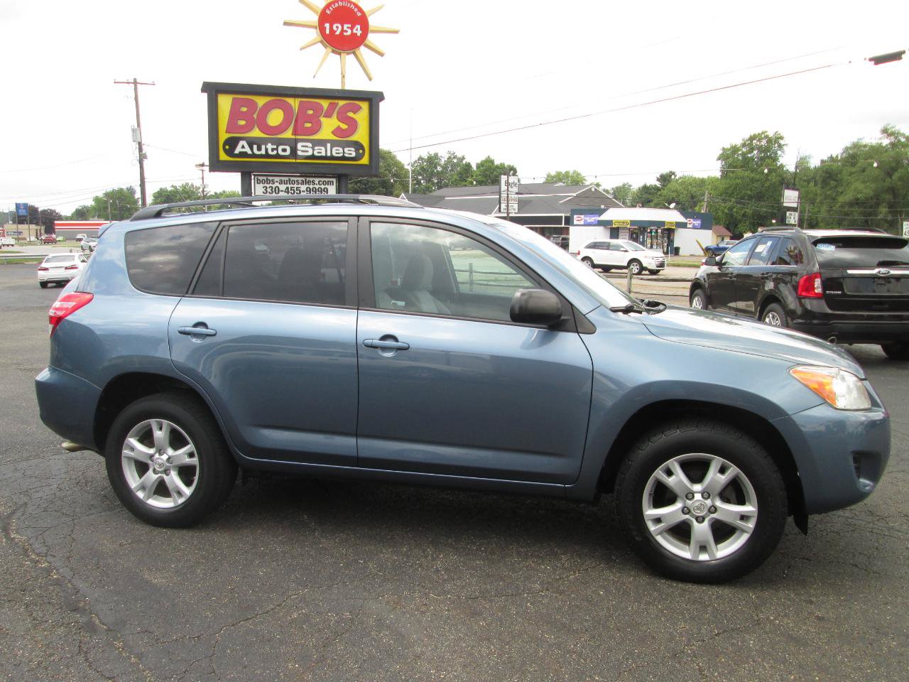 Used 2012 Toyota RAV4 4WD w/ Upgrade Value Pkg image 1