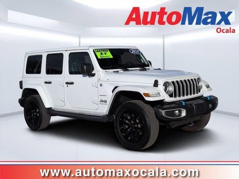 Used 2024 Jeep Wrangler Unlimited Sahara AWD/4WD image 1