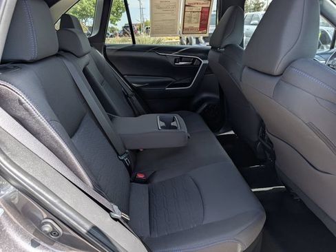 Certified 2025 Toyota RAV4 SE AWD/4WD image 29
