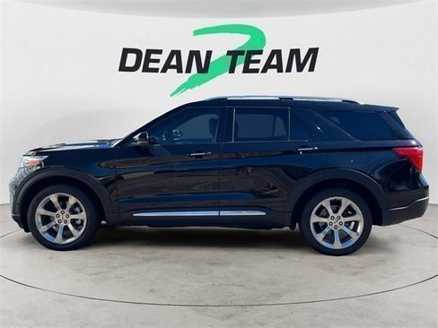 Used 2020 Ford Explorer Platinum w/ Premium Technology Package image 5