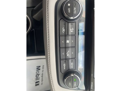 Used 2016 Toyota RAV4 XLE image 29